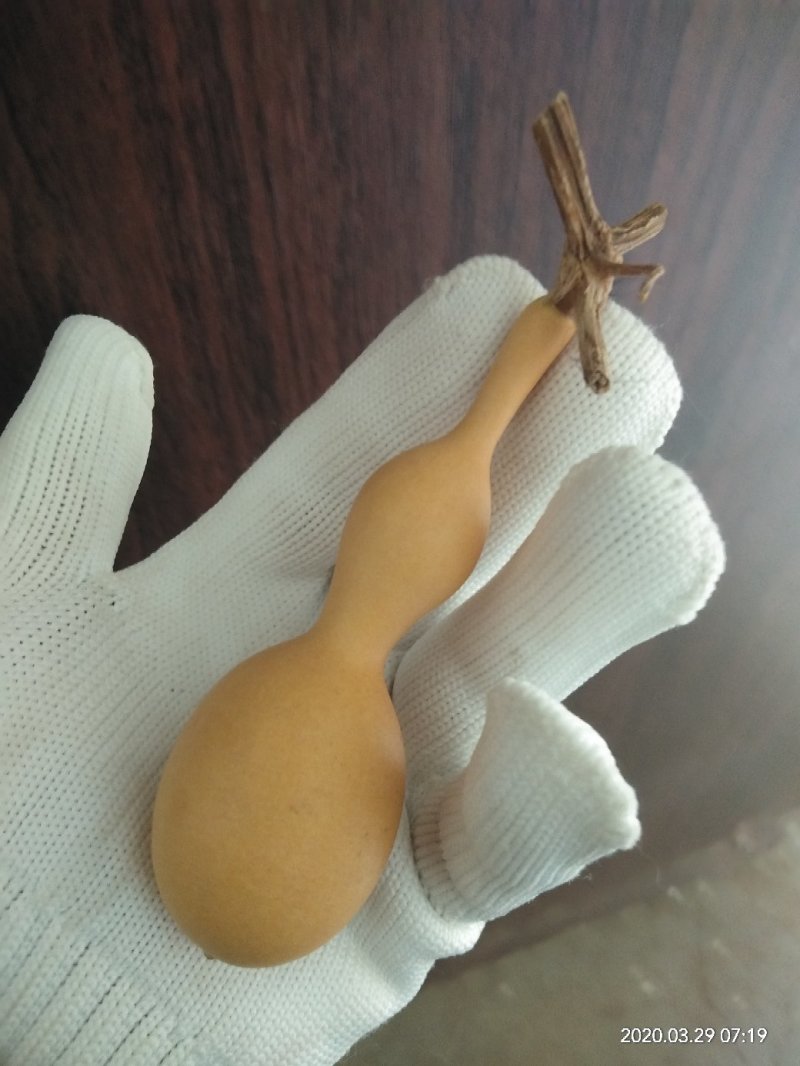 8把小蚂蚁葫芦，把玩葫芦。