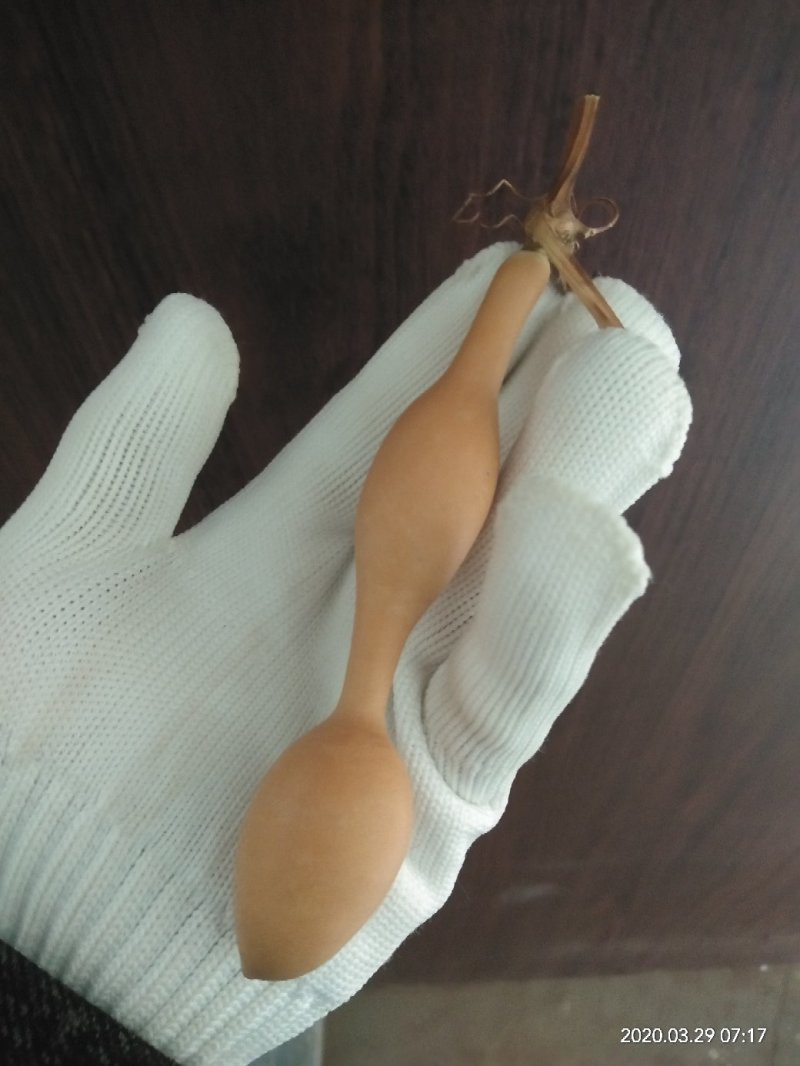 8把小蚂蚁葫芦，把玩葫芦。