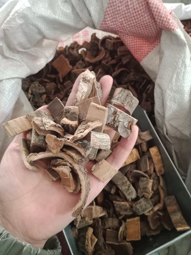 合欢皮各种中药材批发零售各种规格欢迎选购