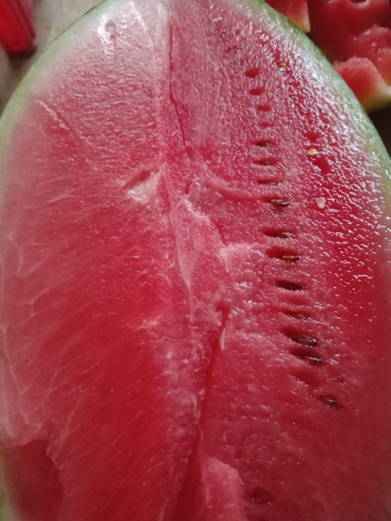 精品金城5号，个头大，皮薄肉多，口感甜，每天现摘现发