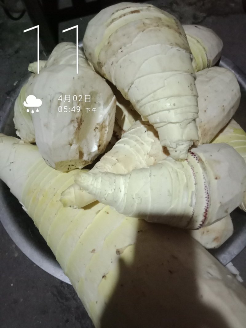 养生福地铜鼓县特产楠竹笋干，又名烟笋，柴火烘干
