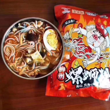 网红零食柳州螺蛳粉全国包邮一件代发