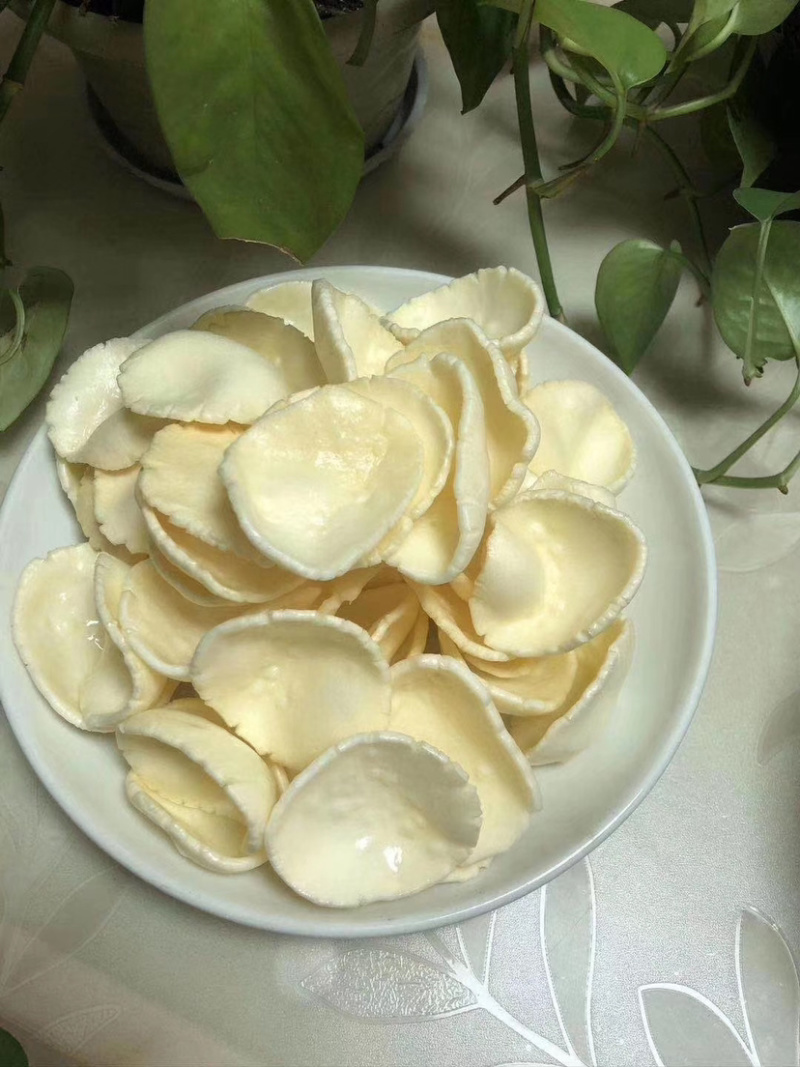 黄金薯片土豆片油炸食品脆香可口展销会跑江湖货源
