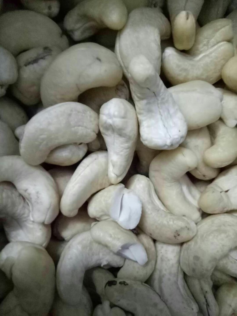 物流包邮极速发货精品越南去皮原味腰果