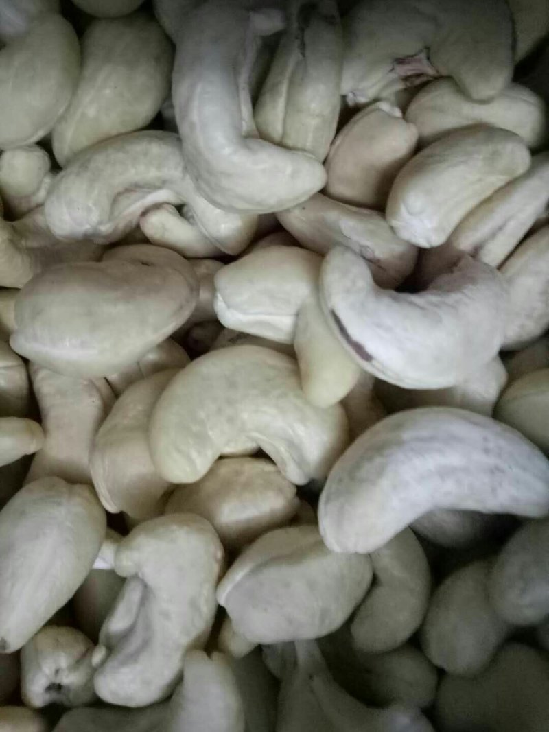 物流包邮极速发货精品越南去皮原味腰果