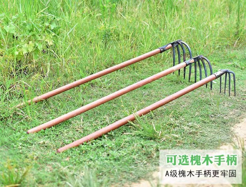多功农用工具四齿钉耙扒草铁耙子农具家用平地翻土松土神