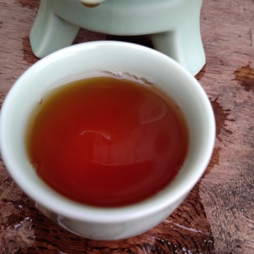 红茶纯生态无农药化肥海拔高，昼夜温差大