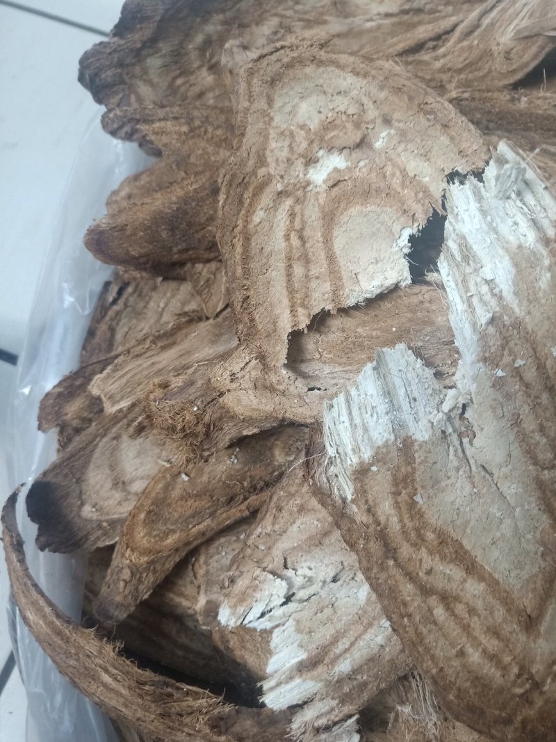 云南澜沧野生葛根片_自然晒干