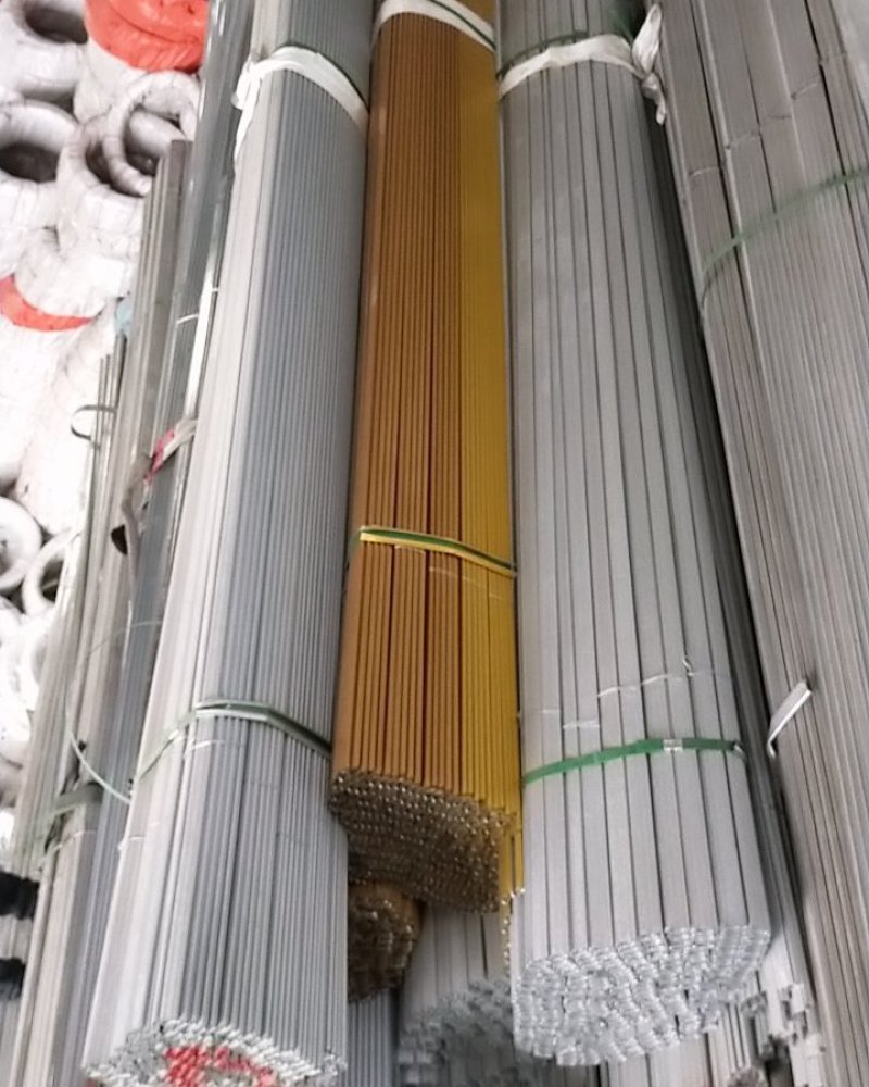 大棚压膜镀锌镀铝卡槽卡簧供应大量大棚配件