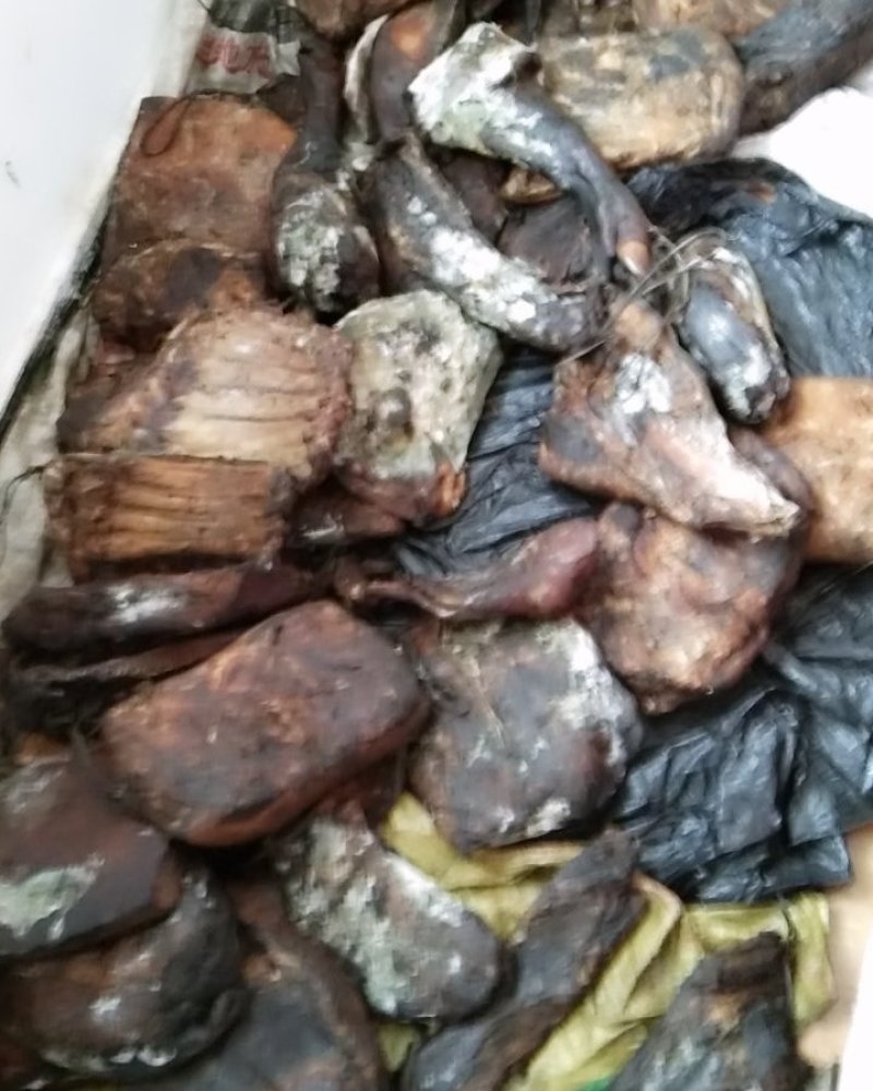 农村腊肉及纯自然生长野生蔬菜