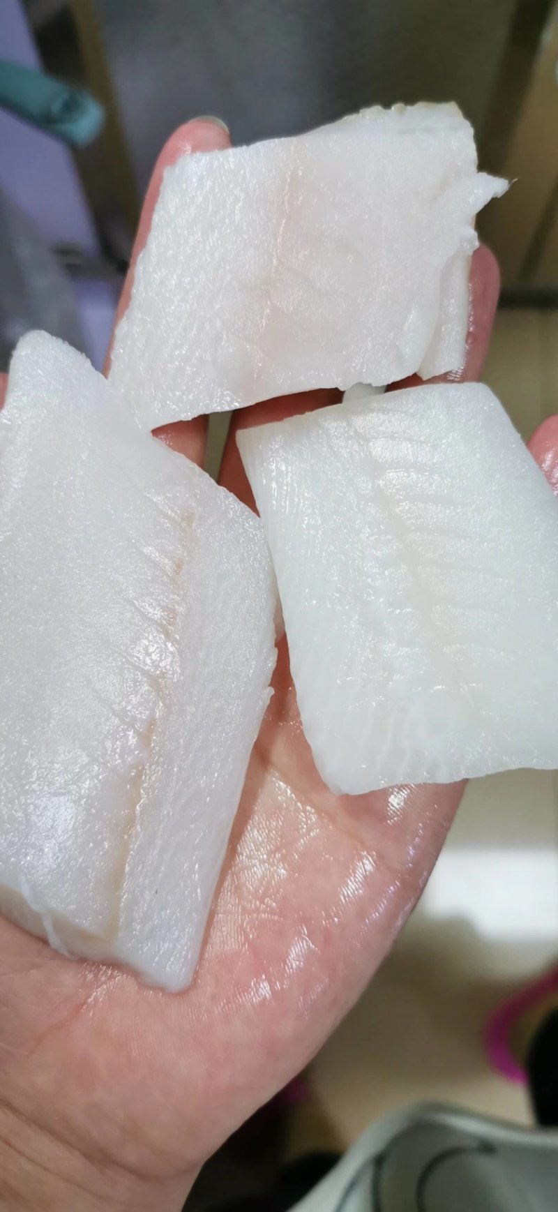 格陵兰比目鱼去皮去刺切块