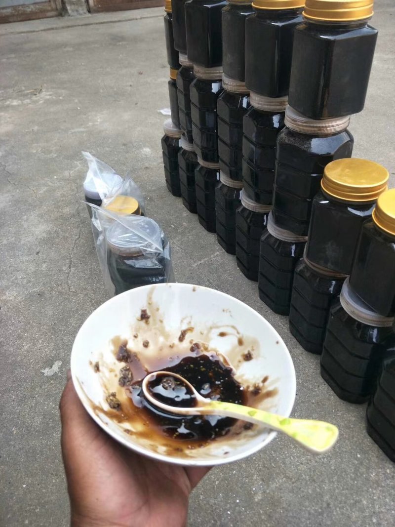 纯野生中华蜂黑蜂蜜