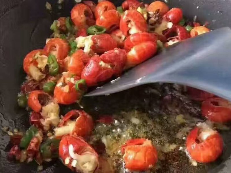 新鲜现杀虾尾