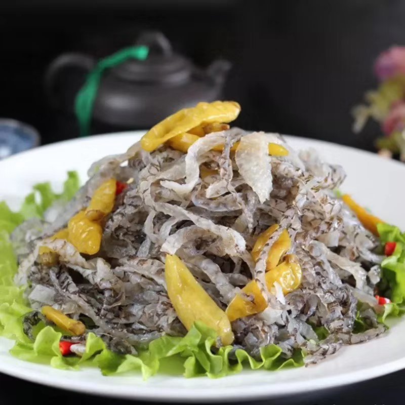 泡椒鱼皮开袋即食的好吃的下酒菜饭店专供支持一件代发