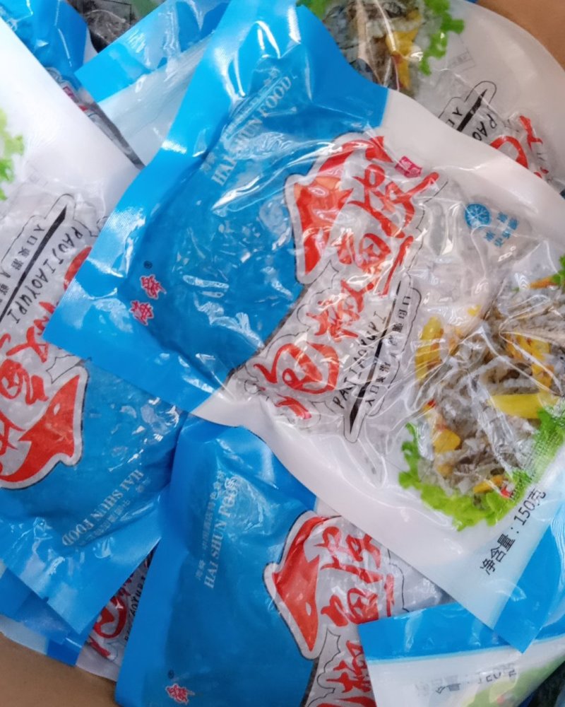 泡椒鱼皮开袋即食的好吃的下酒菜饭店专供支持一件代发