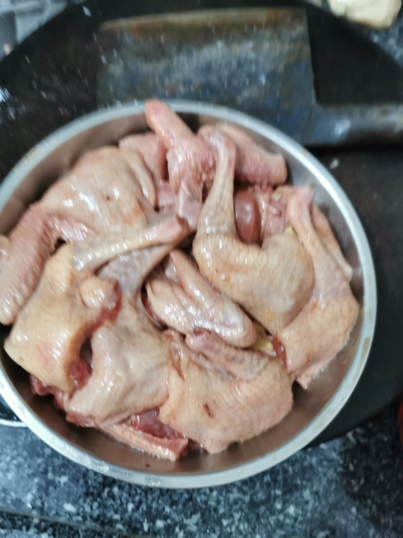 乳鸽，鸽子全清干净欢迎长期合作。