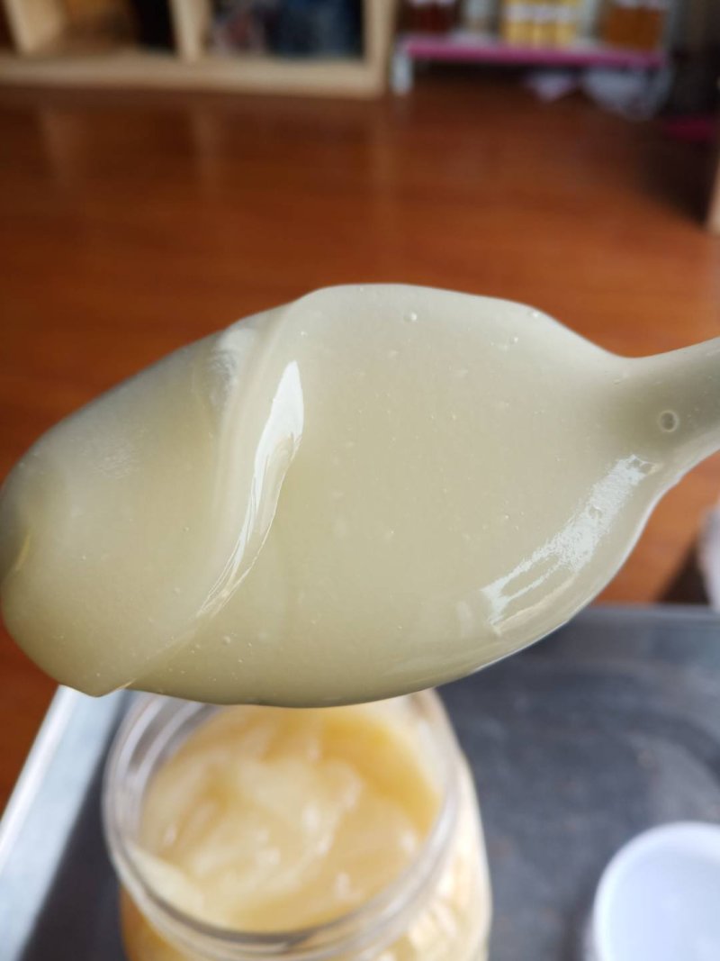 黑蜂椴树雪蜜