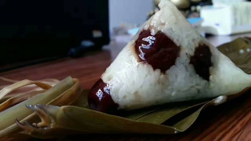 红枣江米粽子，传统手工包的绝无添加剂