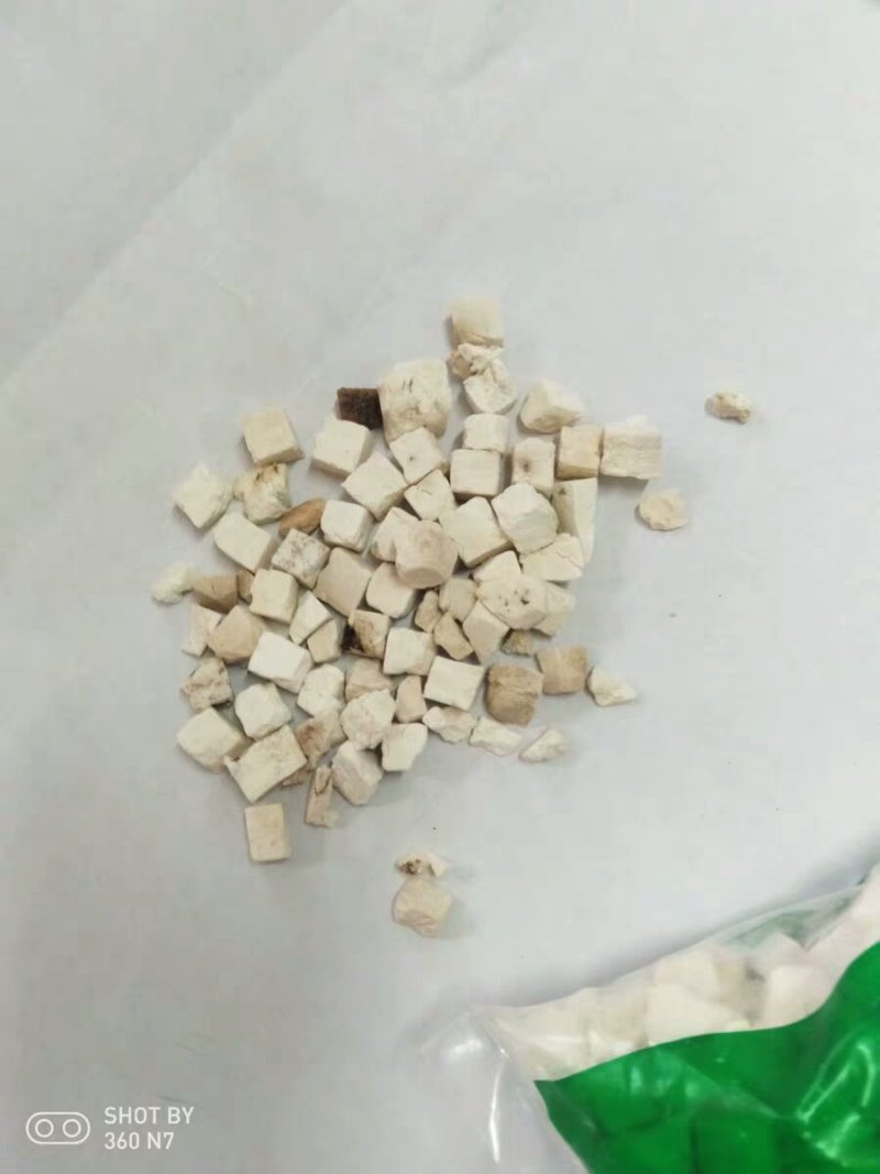 茯苓农家初选茯苓块白茯苓丁干货茯苓