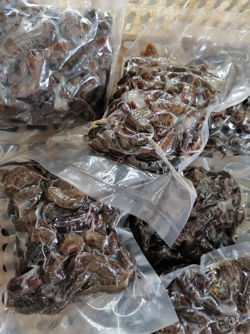 龙虾球皮薄肉厚味道鲜美，分别是一级，二级，三级，货源充足