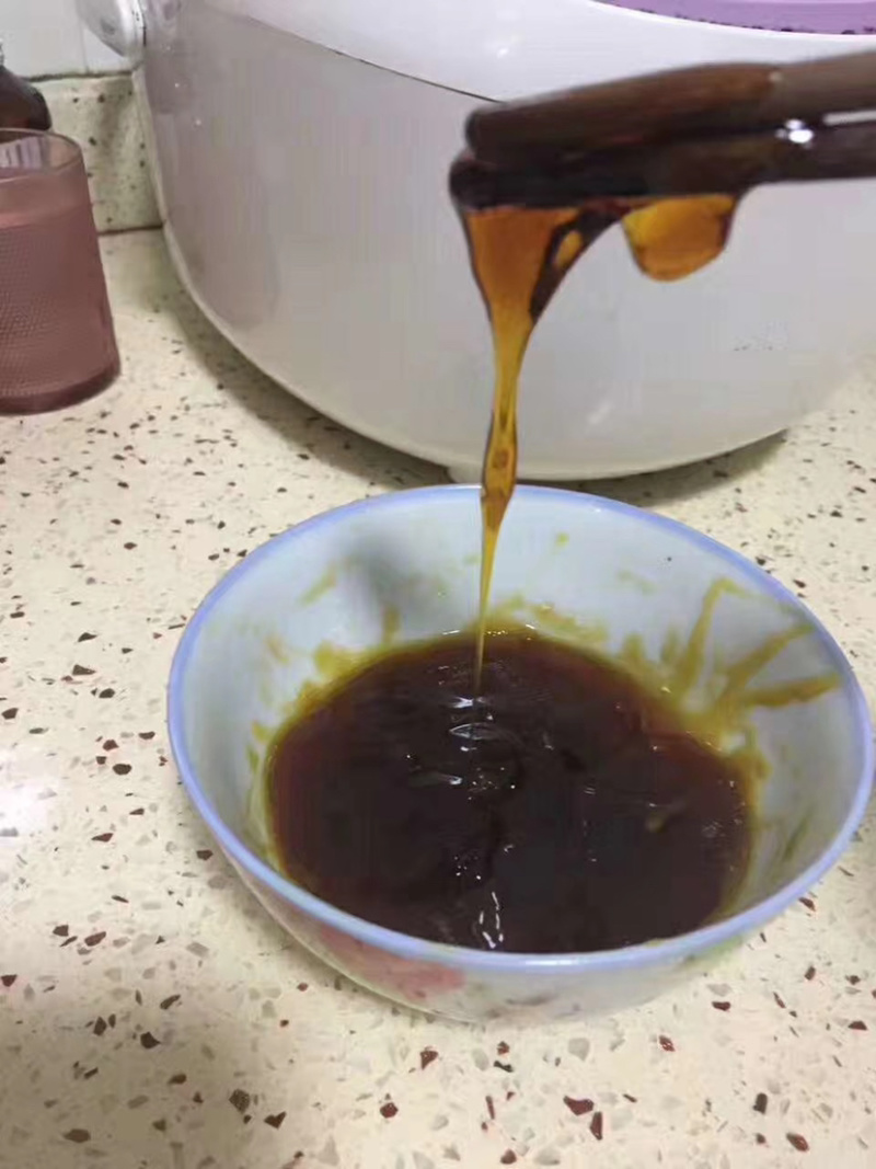 枇杷膏，纯手工熬制，做良心买卖