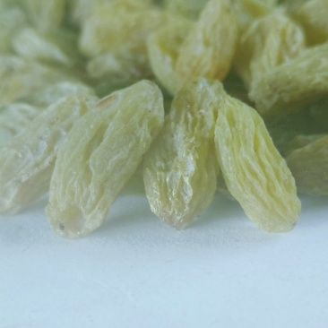 吐鲁番绿宝石葡萄干绿葡萄干.麻子葡萄干无核电商快销