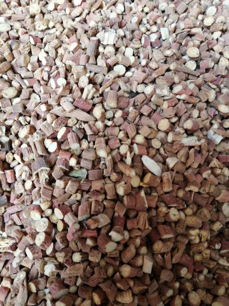 甘草粒，红皮甘草粒，颜色漂亮干度好，大量现货供应