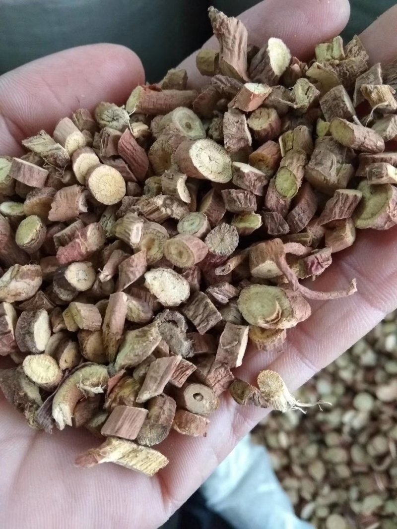 甘草粒，红皮甘草粒，颜色漂亮干度好，大量现货供应