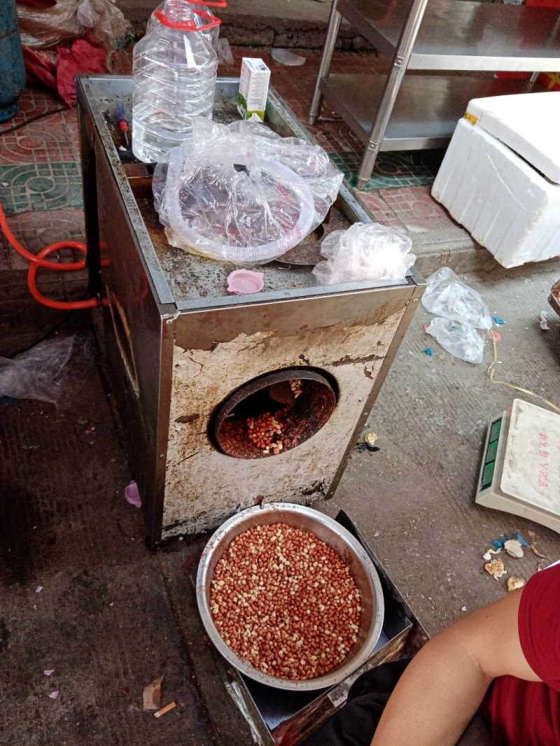 广西花生粒榨花生油正宗现榨花生油