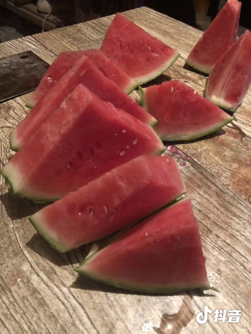 江苏东台诚信经营西瓜购销中心麒麟西瓜