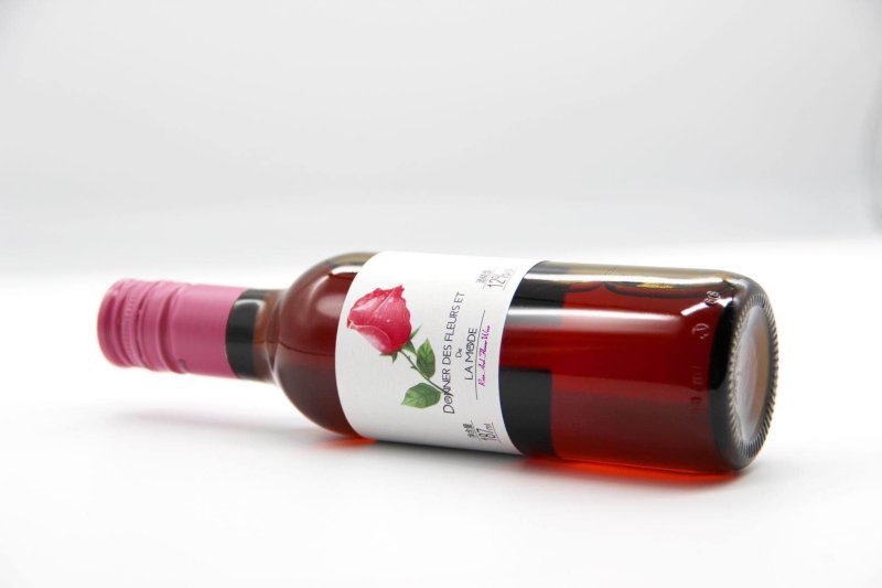 玫瑰花酒鲜花酒葡萄酒干红酒果酒