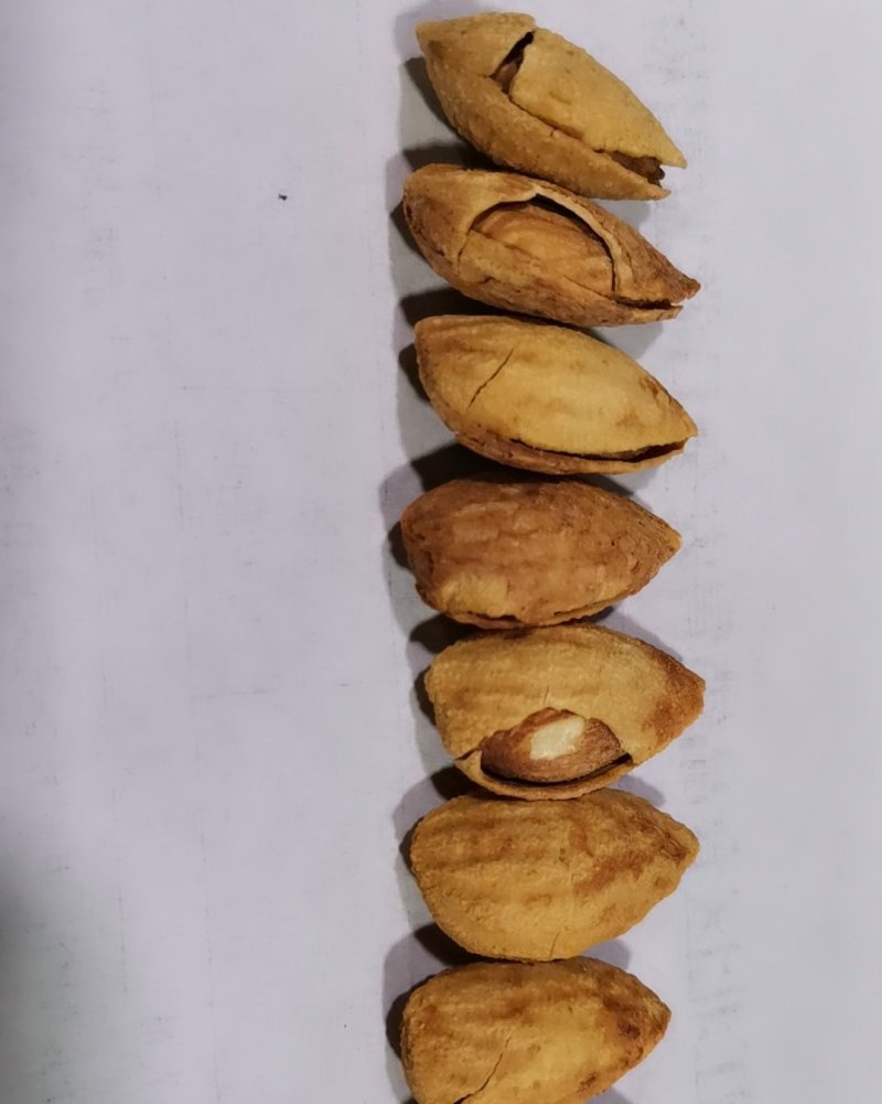 NP薄壳奶香巴旦木