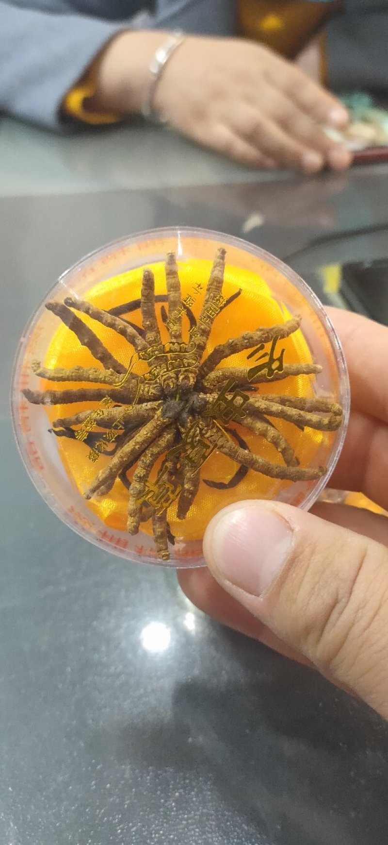 冬虫夏草玉树精选小草特价小草50根起全国包邮发货