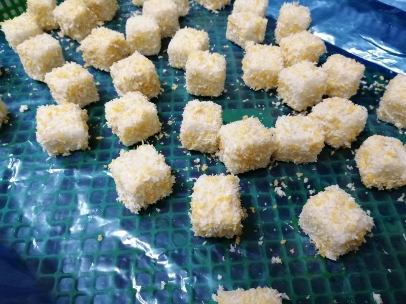 深海鲽鱼切块鱼米花