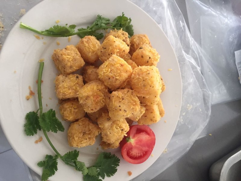 深海鲽鱼切块鱼米花