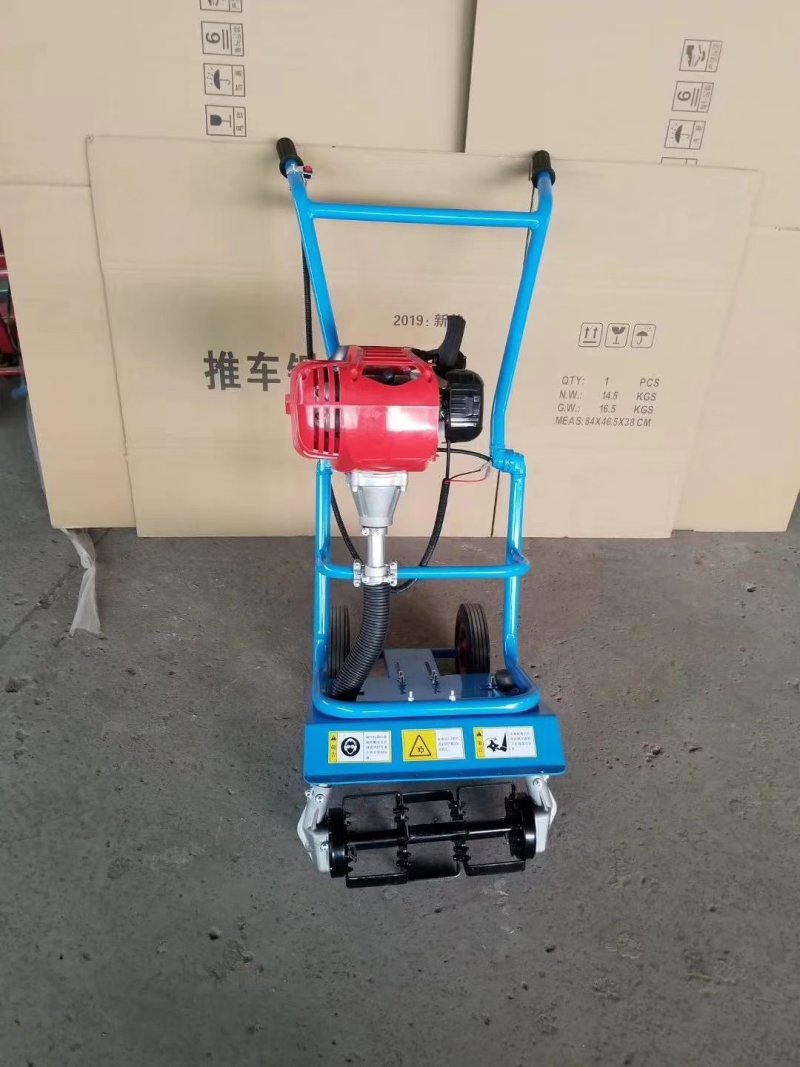 碎草机割草机四冲程推车小型多功能除草农用汽油开荒锄地双杆