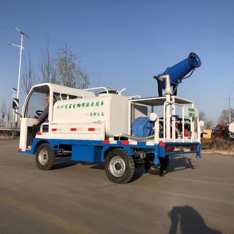 电动洒水车小型喷洒车道路小区专用洒水车