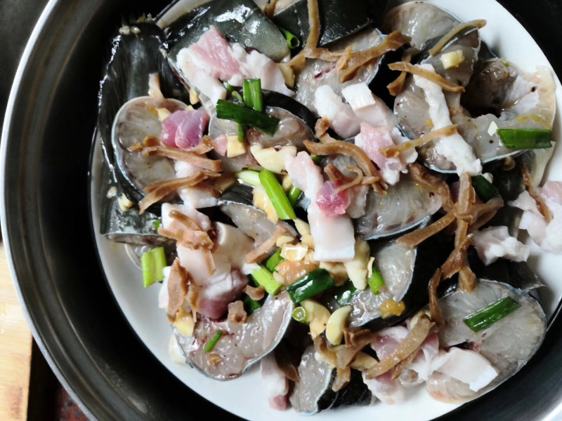 黑鳗鱼，肉质极鲜美，现杀，包装好，只要下单，您说了算
