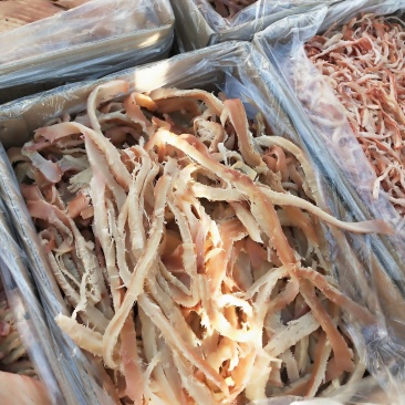 纯手工，鱿鱼丝鱿鱼条，可即食小零食，味香有嚼劲