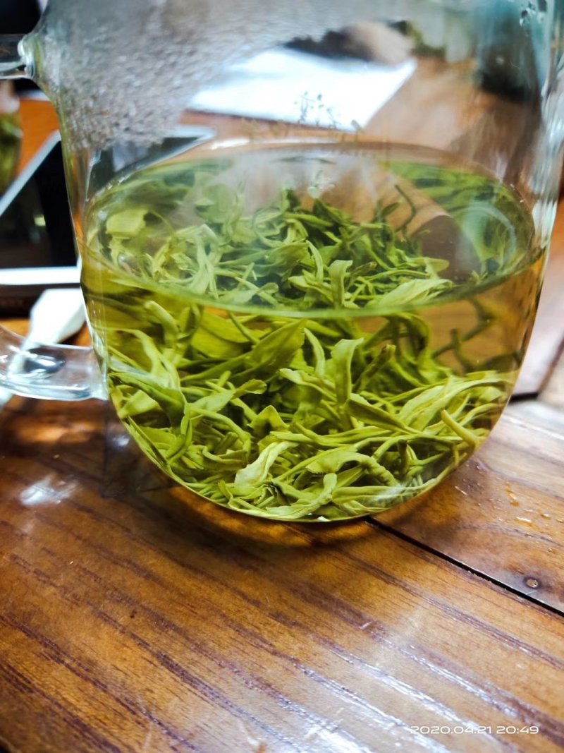 高山白茶香茶，烘青，批发零售，量大优惠。