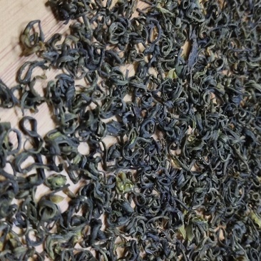 高山白茶香茶，烘青，批发零售，量大优惠。