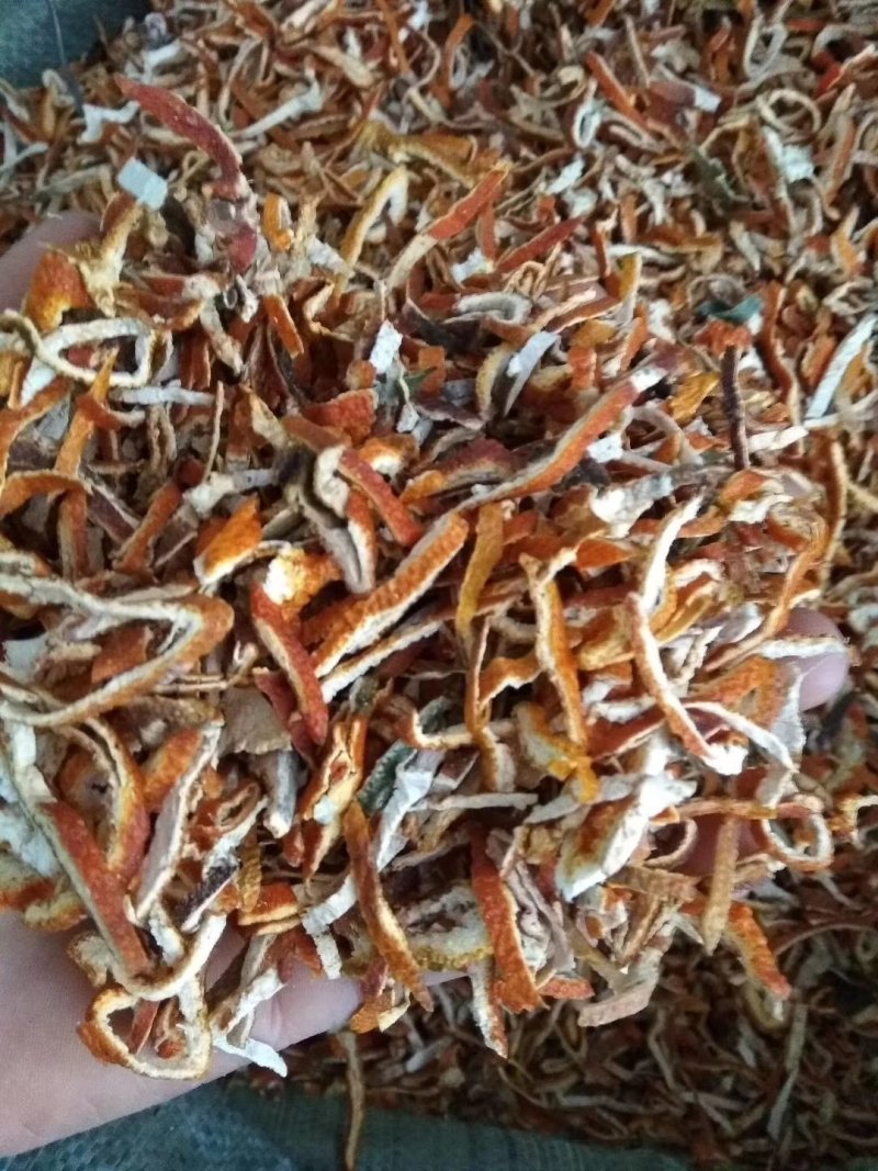 陈皮，陈皮丝，陈皮块，颜色漂亮，干度足够，大量现货供应！