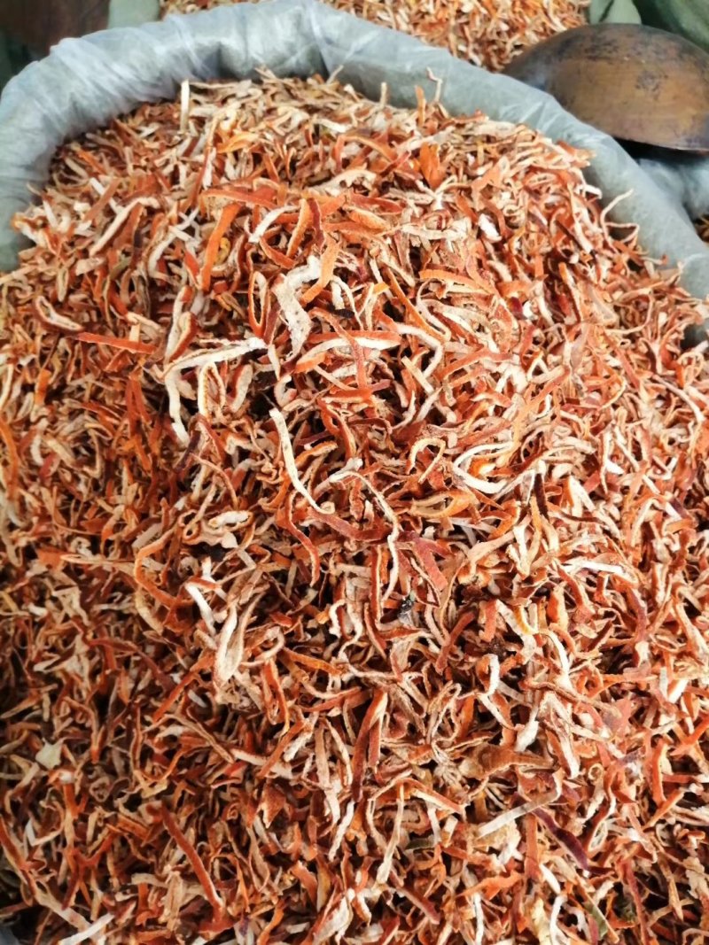 陈皮，陈皮丝，陈皮块，颜色漂亮，干度足够，大量现货供应！