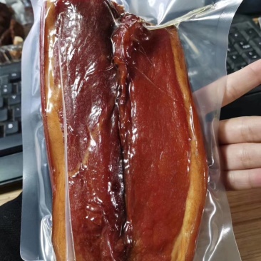 烟熏后腿肉腊肉(有散的和真空包装的