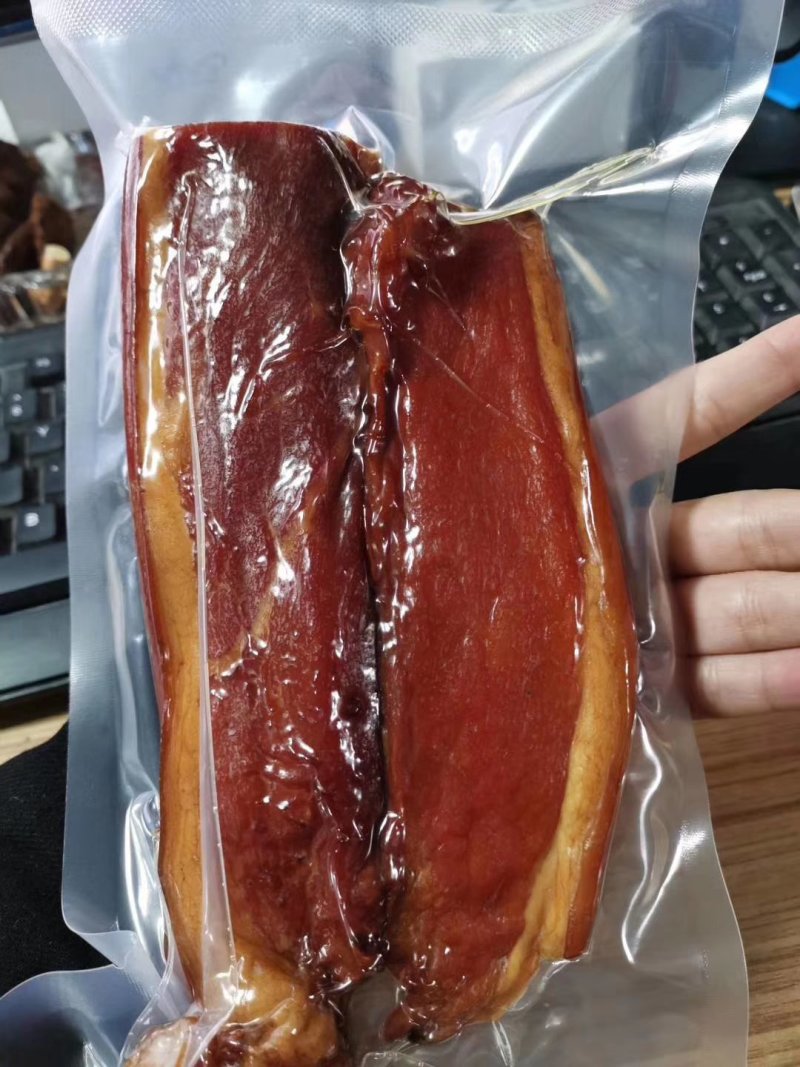 烟熏后腿肉腊肉(有散的和真空包装的