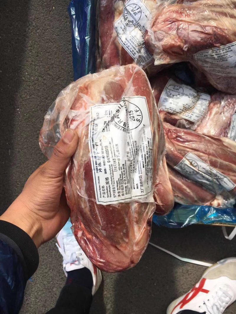 牛前腱，牛腱子精修无油，手续齐全，长期供应，