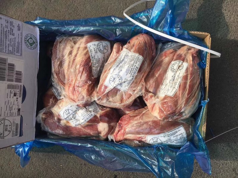 牛前腱，牛腱子精修无油，手续齐全，长期供应，