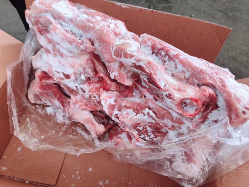 冻猪产品进口分割的叉尾