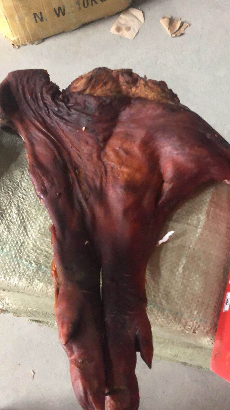 腊猪脚(有红，黑腊猪脚，厂家直供，支持拿样