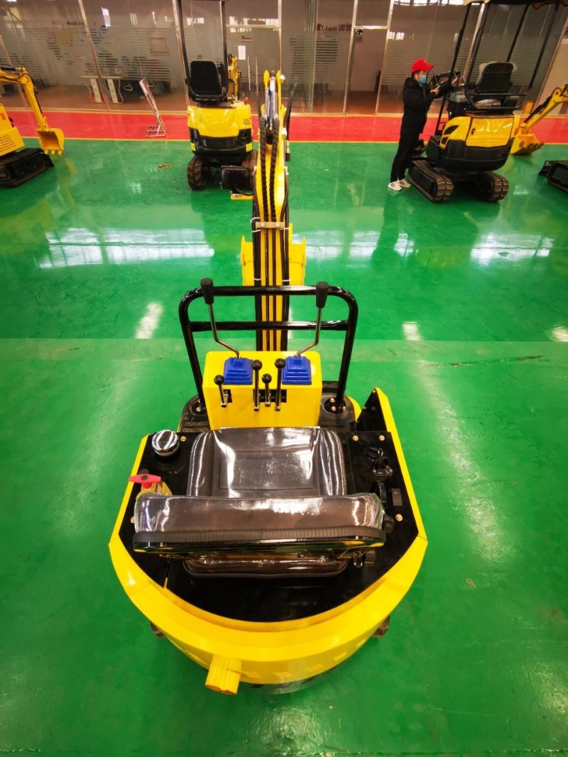PC1012微小型挖掘机农用工程赚钱利器